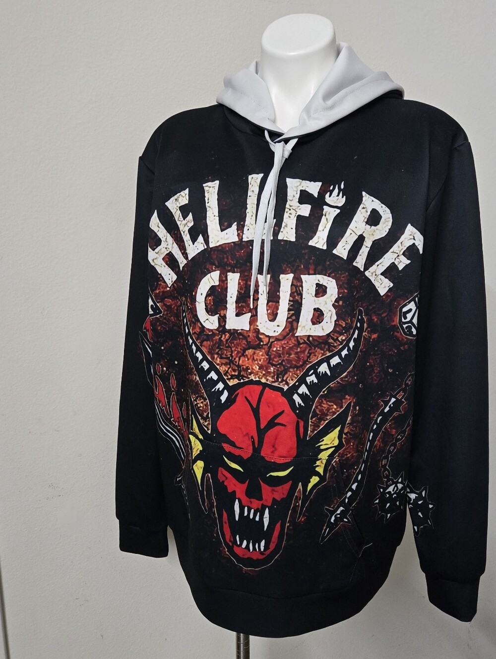 Stranger Things Hellfire Club Hoodie Sz L